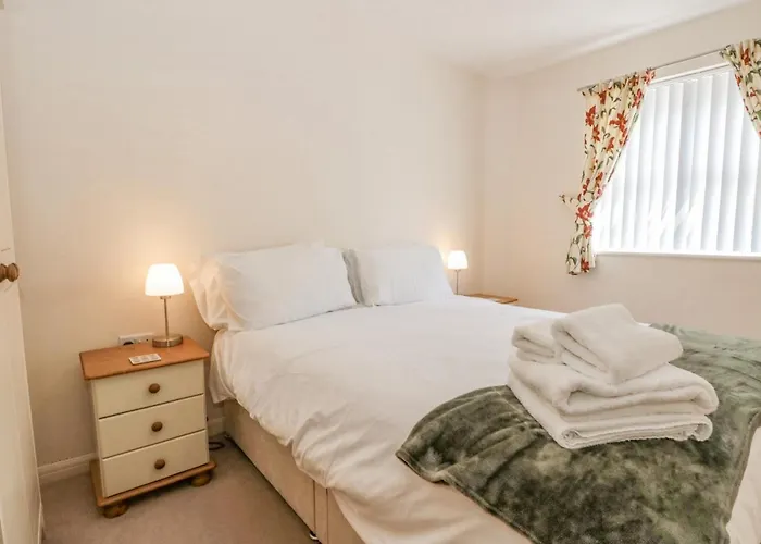 Apartment 1, 19 Cleveland Terrace