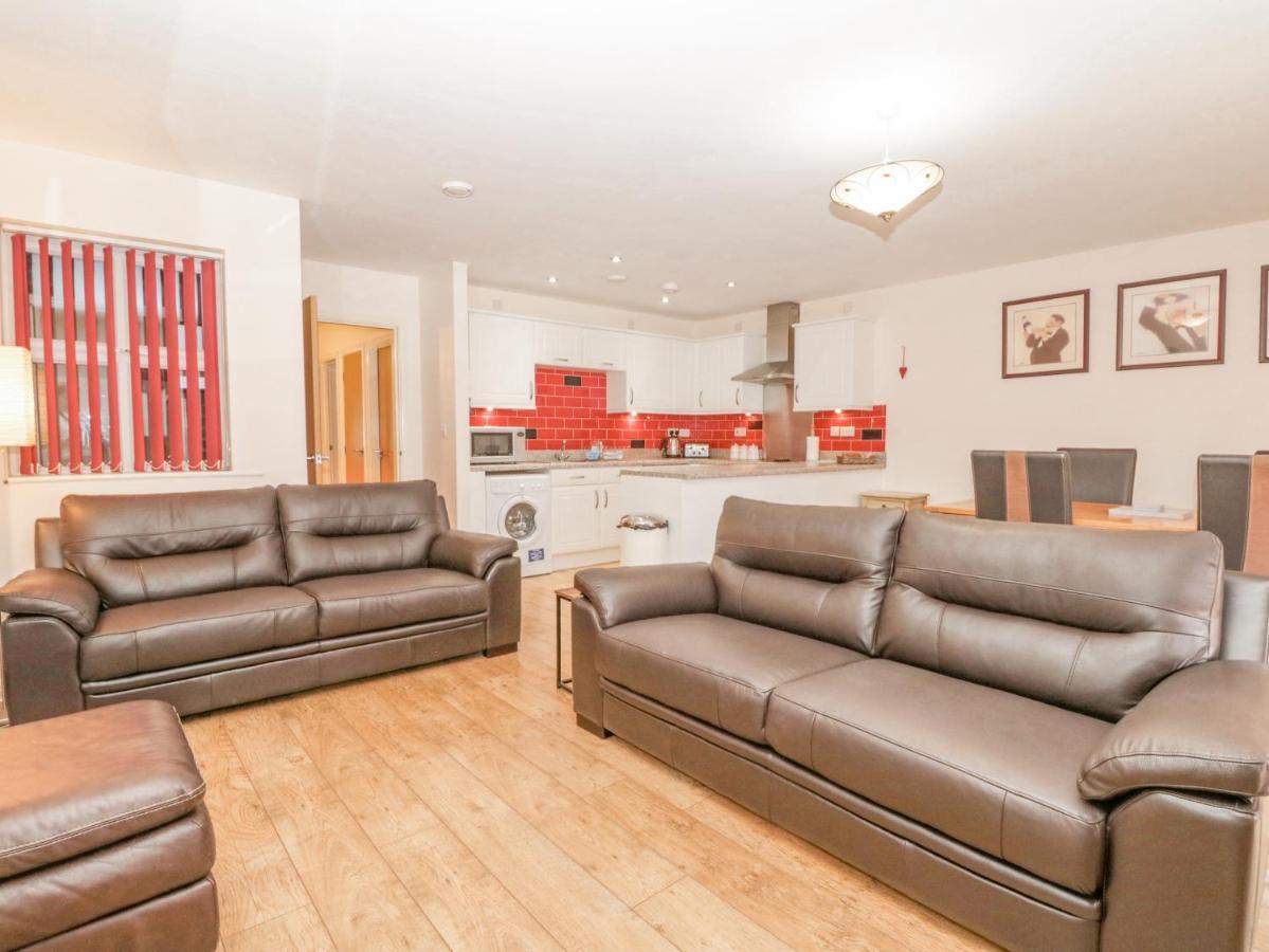1, 19 Cleveland Terrace Apartment Whitby